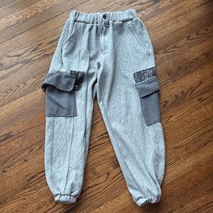 B26 POL Women Medium Gray Cargo Joggers with Lace Floral Pocket Detail